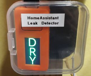 ../_images/leak-detector-m5stickC_dry.jpg